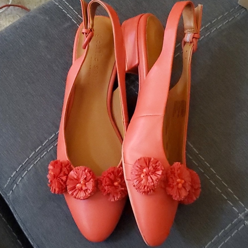 Gentle Souls Anana Leather Sling Back. Size 8.5. NIB. Coral